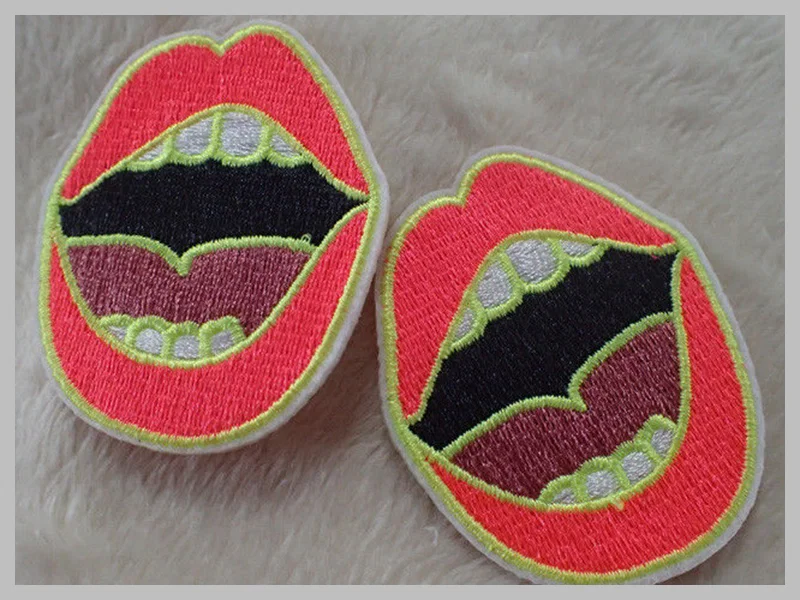embroidered fabric labels